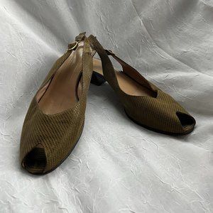 Vintage Bruno Magli Olive Green Peep Toe Kitten Sling Backs - Size 11B (Fits 10)
